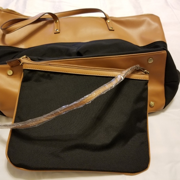 Merona - Picture 3 of 3